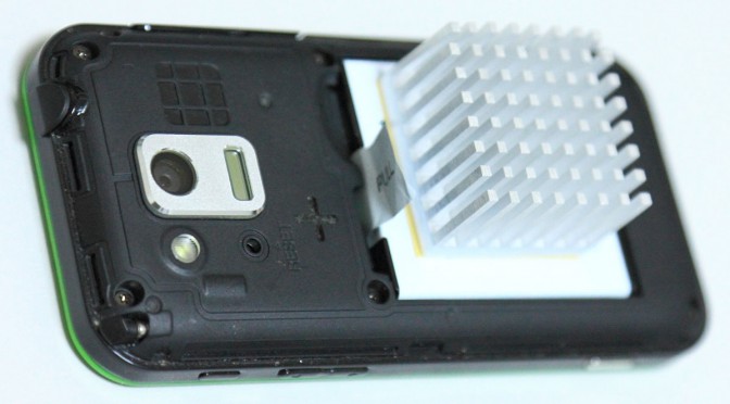 スマホにヒートシンクをつける　（Skypeで作る　無料監視システム　その３）